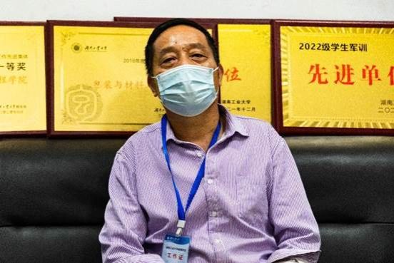 22053b0d926b619e95d2704cb4cf10c